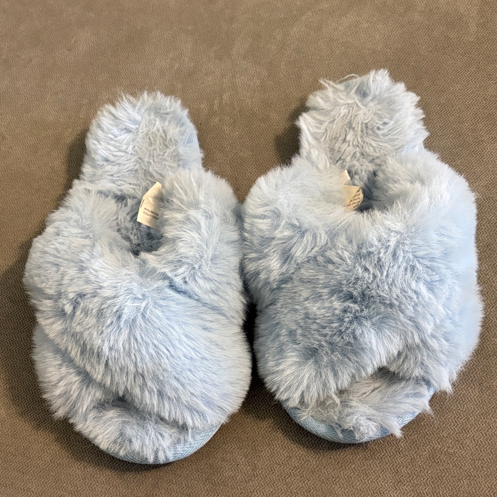 Cozy Baby Blue Faux Fur Slippers for girls